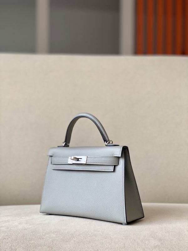 Kelly Mini Epsom Gris Mouette (4Z) Palladium Hardware - Image 3