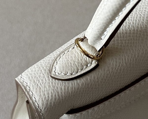 Kelly Mini Epsom Craie (10) Gold Hardware - Image 9