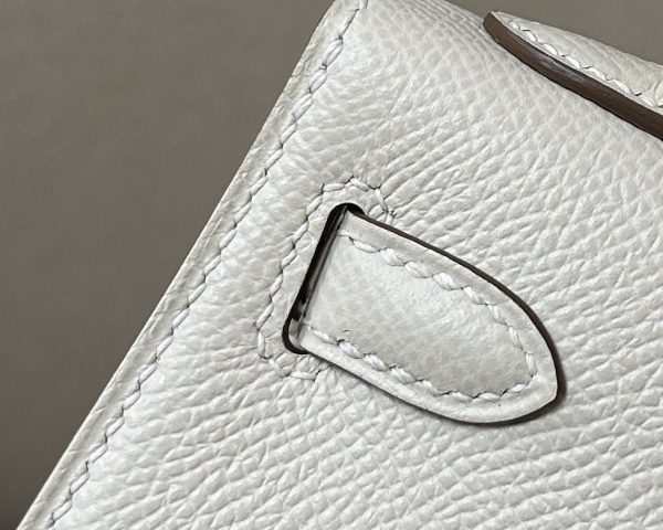 Kelly Mini Epsom Craie (10) Gold Hardware - Image 7