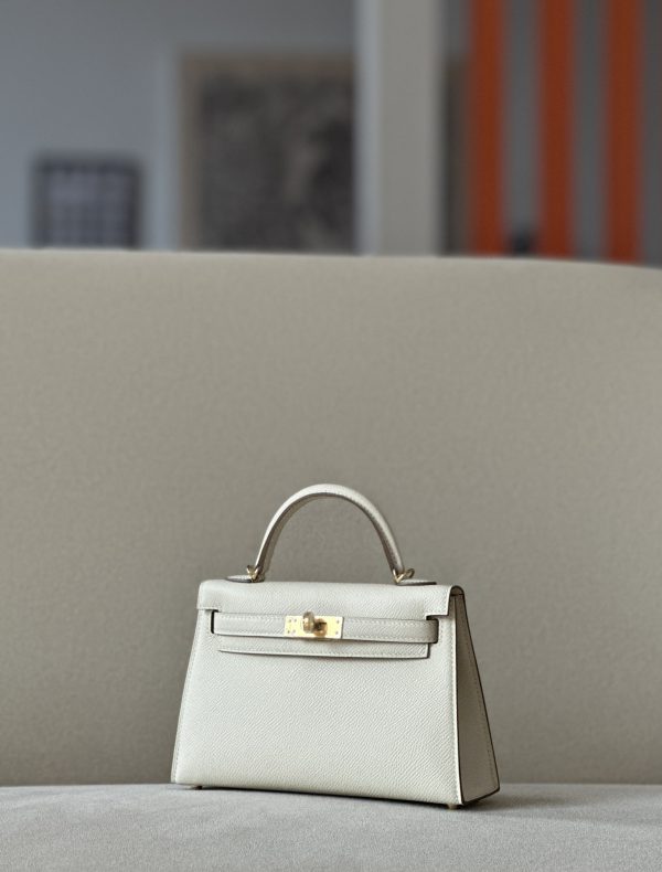 Kelly Mini Epsom Craie (10) Gold Hardware - Image 2