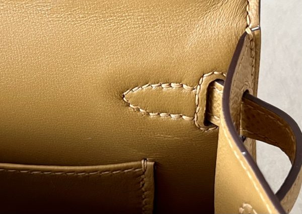 Kelly Mini Epsom Sesame (2S) Palladium Hardware - Image 6