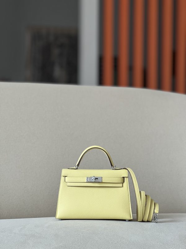 Kelly Mini Epsom Jaune Poussin (1Z) Palladium Hardware