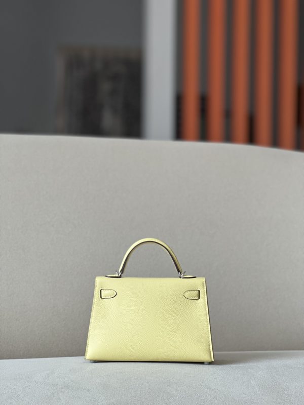 Kelly Mini Epsom Jaune Poussin (1Z) Palladium Hardware - Image 2