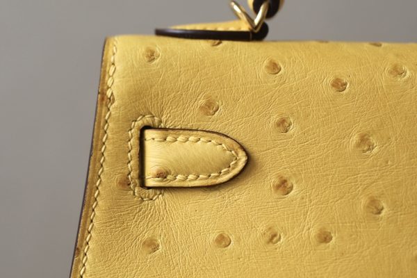 Kelly Mini Ostrich Jaune Amber (9D)  Hardware - Image 7