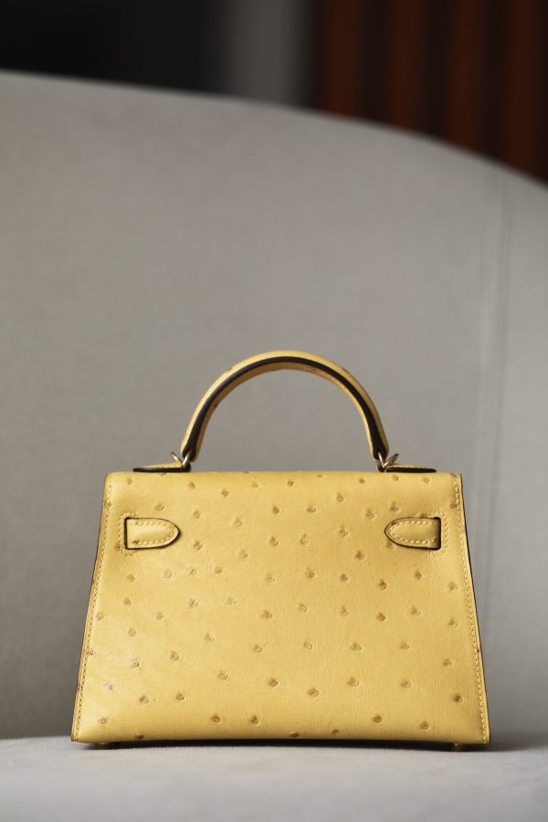 Kelly Mini Ostrich Jaune Amber (9D)  Hardware - Image 3