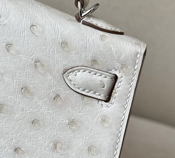 Kelly Mini Ostrich Parchemin (3C) Palladium Hardware - Image 8