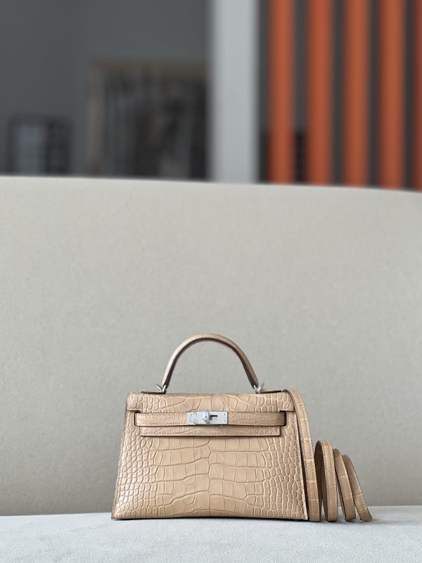Kelly Mini Alligator Mimosa (M9) Palladium Hardware