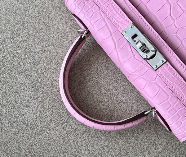 Kelly Mini Alligator Pink (5P) Palladium Hardware - Image 7