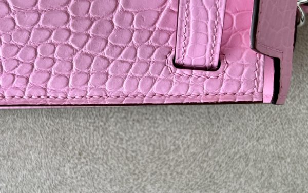 Kelly Mini Alligator Pink (5P) Palladium Hardware - Image 5