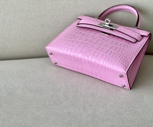 Kelly Mini Alligator Pink (5P) Palladium Hardware - Image 4