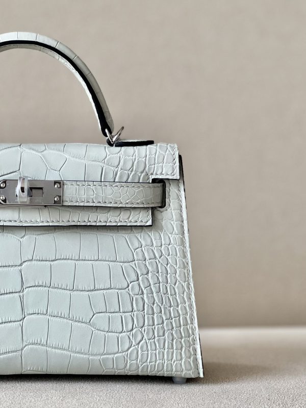 Kelly Mini Alligator Gris Ciment (OV) Palladium Hardware - Image 11