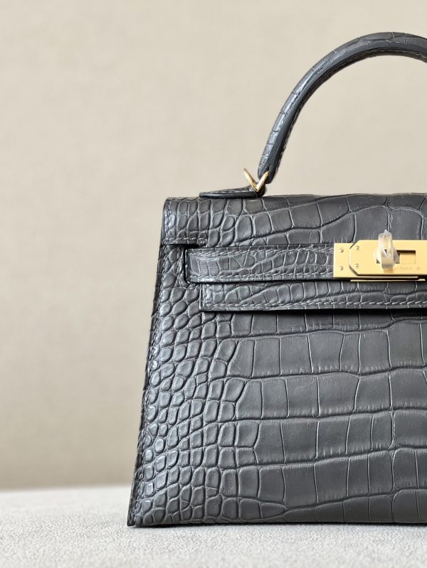 Kelly Mini Alligator Graphite (88) Gold Hardware - Image 9