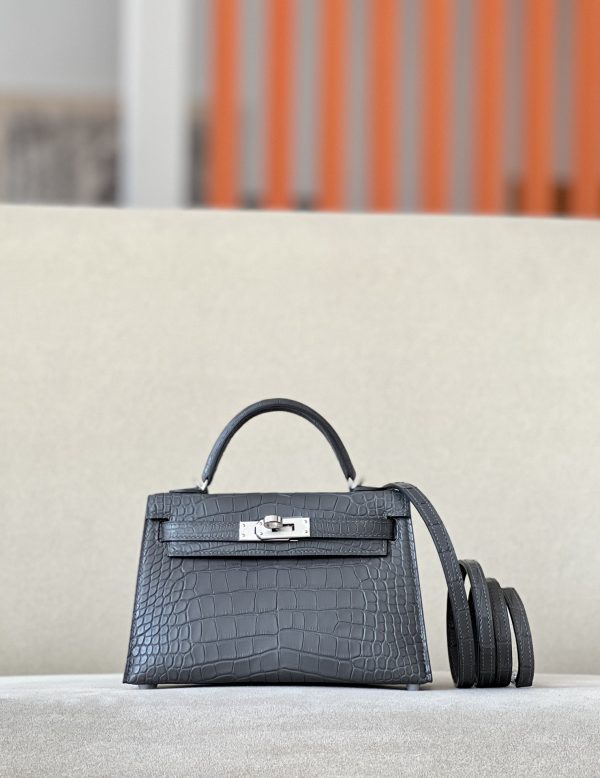 Kelly Mini Alligator Graphite (88) Palladium Hardware