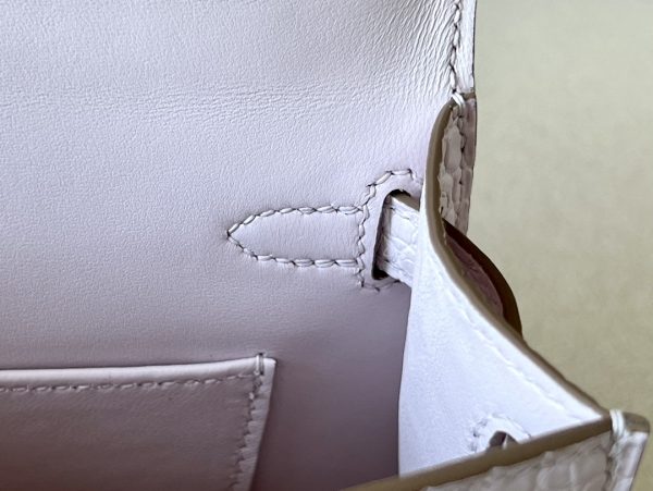 Kelly Mini Alligator Mauve Pale (09) Palladium Hardware - Image 6