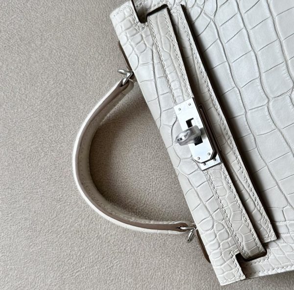 Kelly Mini Alligator Beton (8L) Palladium Hardware - Image 7