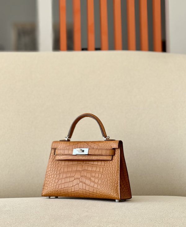 Kelly Mini Alligator Gold (37) Palladium Hardware - Image 2