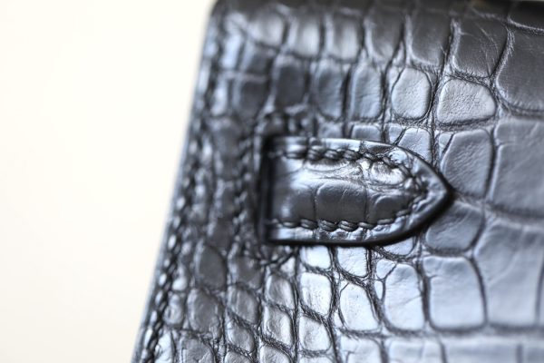 Kelly Mini Alligator Nior (89) Gold Hardware - Image 7