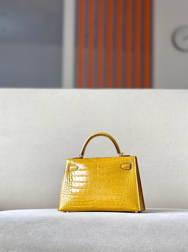 Kelly Mini Alligator Jaune Amber (9D) Gold Hardware - Image 3