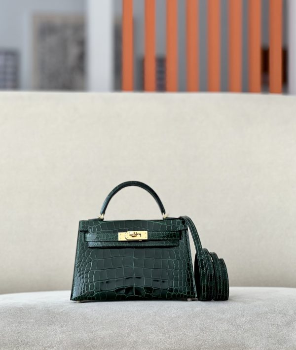 Kelly Mini Alligator Vert Fonce (67) Gold Hardware