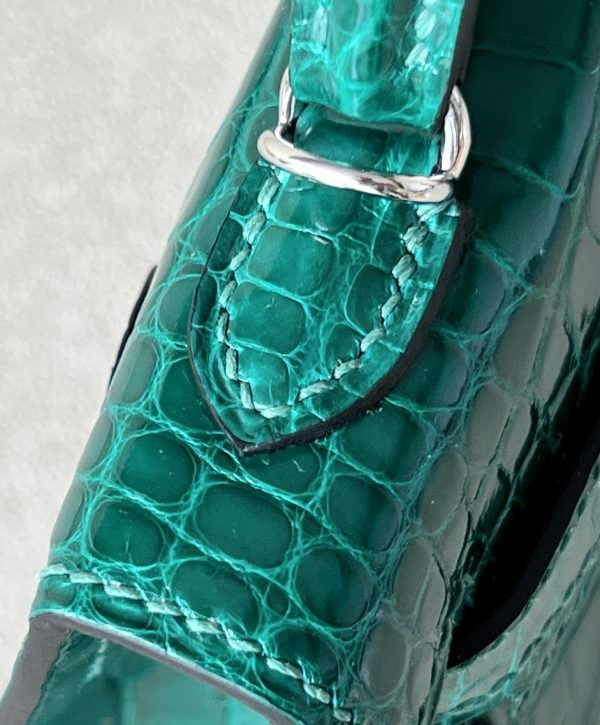 Kelly Mini Alligator Vert Emeraude (6Q) Palladium Hardware - Image 9