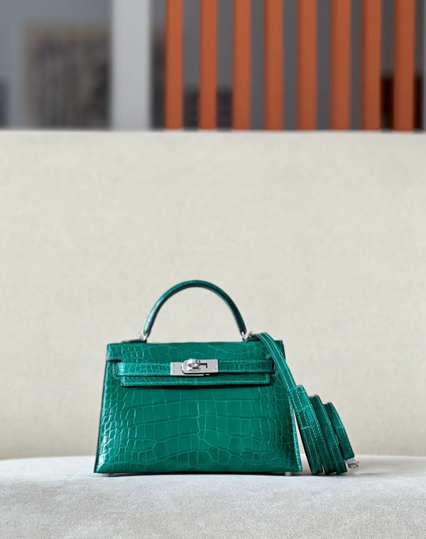 Kelly Mini Alligator Vert Emeraude (6Q) Palladium Hardware