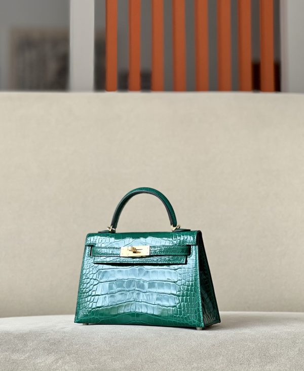 Kelly Mini Alligator Vert Emeraude (6Q) Gold Hardware - Image 2