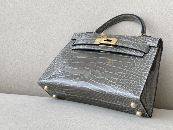 Kelly Mini Alligator Gris Tourterelle (81) Gold Hardware - Image 10