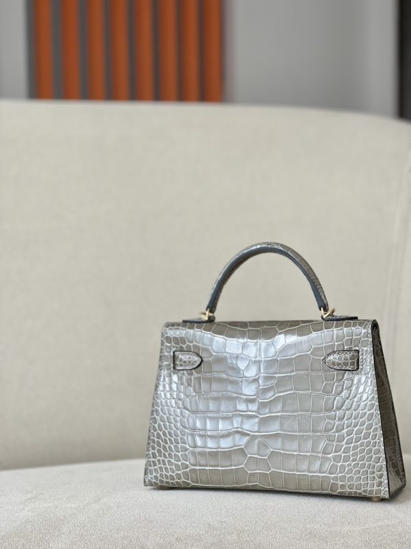 Kelly Mini Alligator Gris Tourterelle (81) Gold Hardware - Image 2
