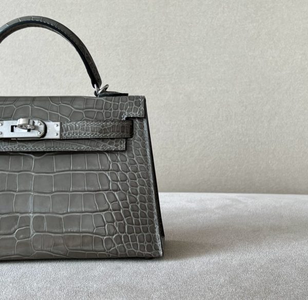 Kelly Mini Alligator Gris Tourterelle (81) Palladium Hardware - Image 10