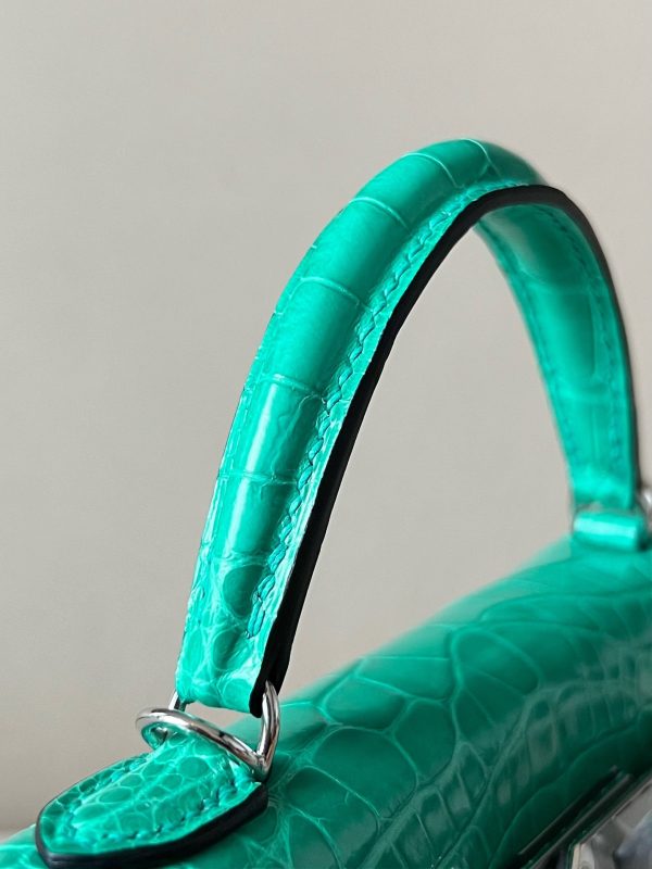 Kelly Mini Alligator Vert Jade (O6) Palladium Hardware - Image 11