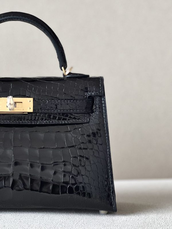 Kelly Mini Alligator Nior (89) Gold Hardware - Image 11