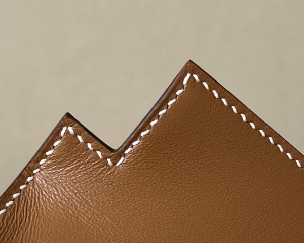 Kelly Mini HSS Epsom Trench(S2) And Gold(37)Gold Hardware - Image 5