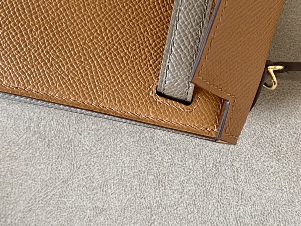 Kelly Mini HSS Epsom Gold(37) And Etoupe(18)Gold Hardware - Image 4