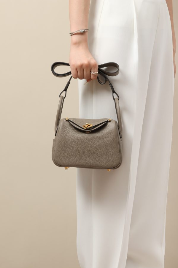 Lindy Mini Clemence Gris Asphalte (M8) Gold Hardware - Image 5