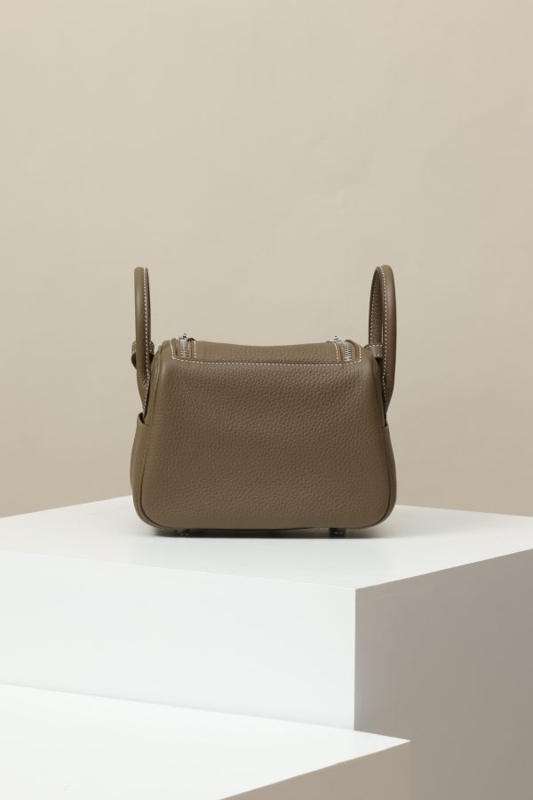 Lindy Mini Clemence Etoupe (18) Palladium Hardware - Image 3