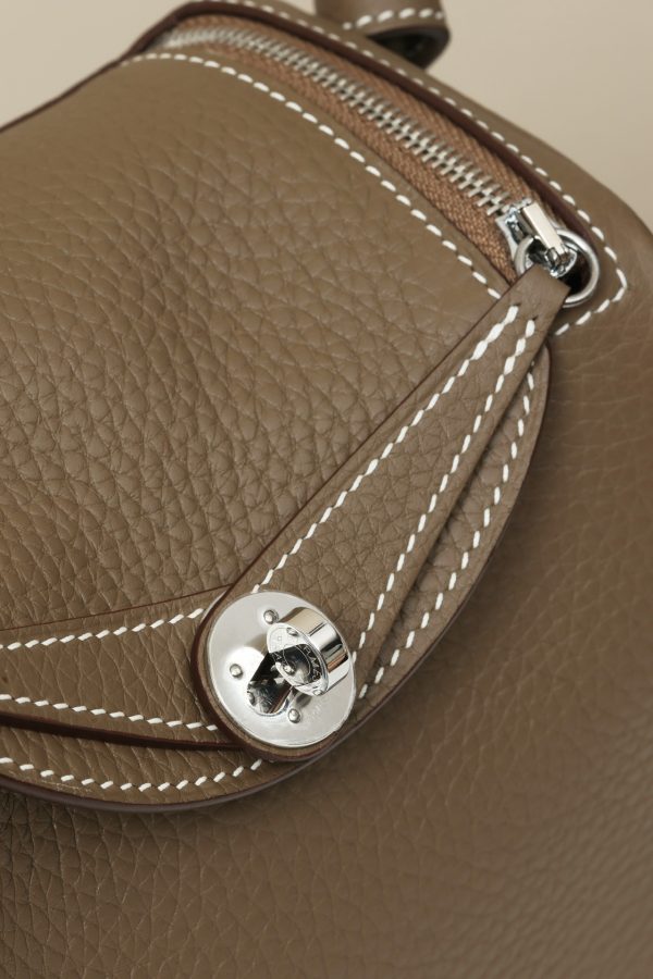 Lindy Mini Clemence Etoupe (18) Palladium Hardware - Image 5
