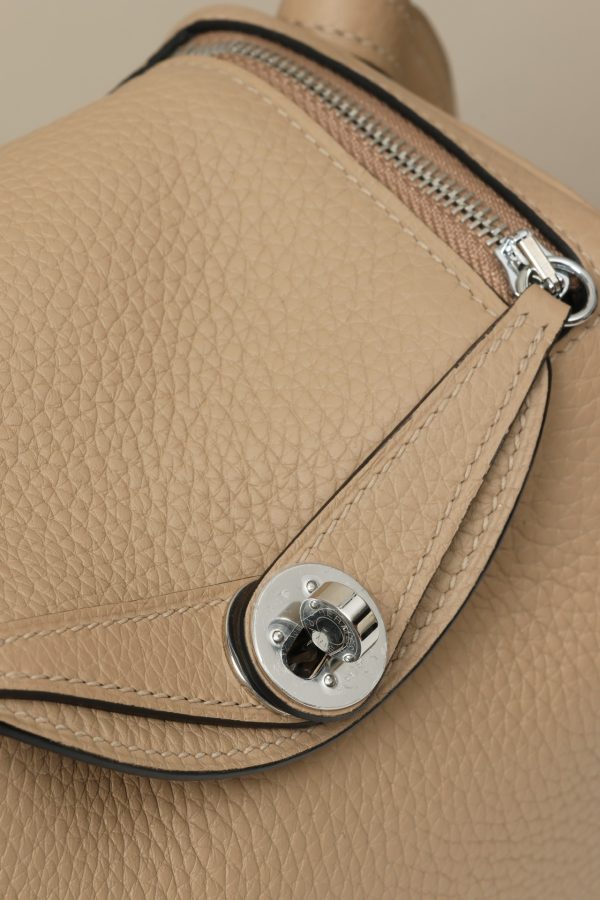 Lindy Mini Clemence Trench (S2) Palladium Hardware - Image 8