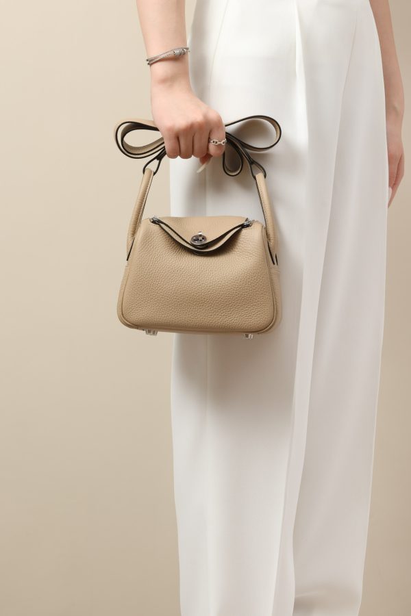 Lindy Mini Clemence Trench (S2) Palladium Hardware - Image 5