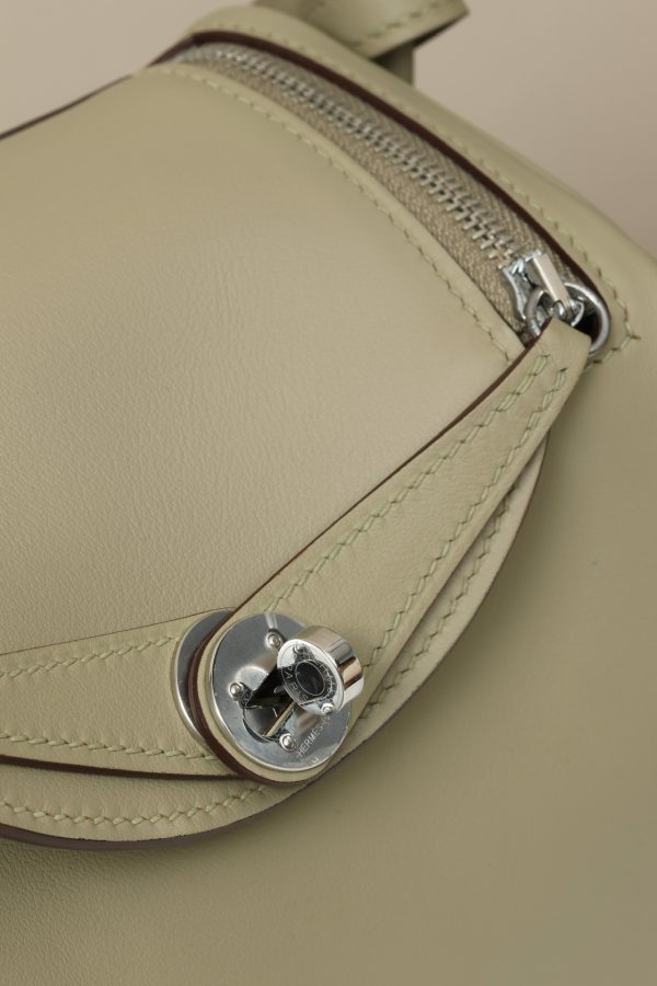 Lindy Mini Clemence Beige Marfa (8Q) Palladium Hardware - Image 5