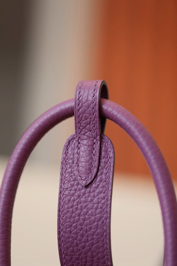 Lindy 26 Clemence Anemone (P9) Gold Hardware - Image 6