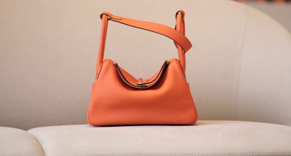 Lindy 26 Clemence Orange (93) Gold Hardware
