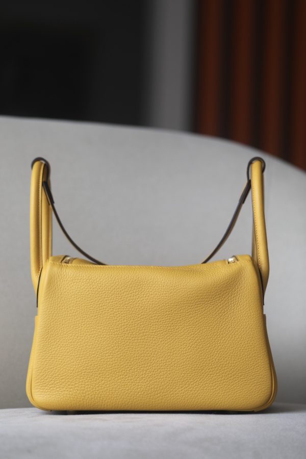Lindy 26 Clemence Jaune Amber (9D) Gold Hardware - Image 3