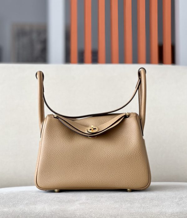 Lindy 26 Clemence Sesame (2S) Gold Hardware