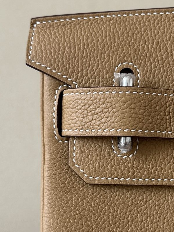 Birkin Hac a Dos PM Backpack Togo Biscuit (4B) Palladium Hardware - Image 12