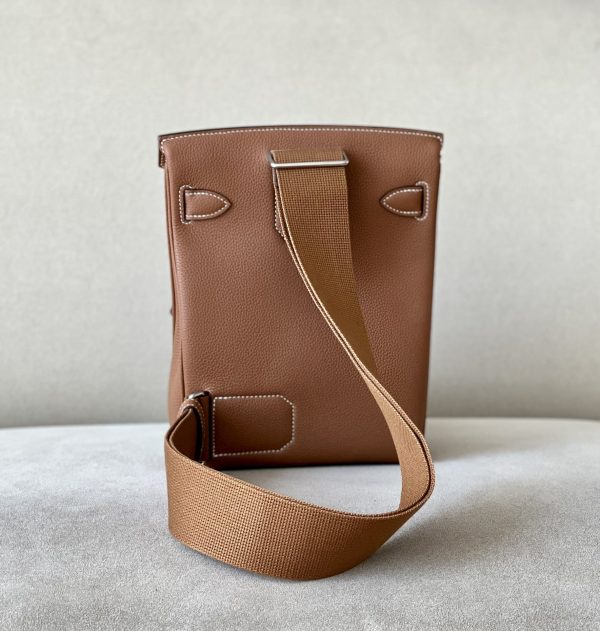 Birkin Hac a Dos PM Backpack Togo Gold (37) Gold Hardware - Image 3