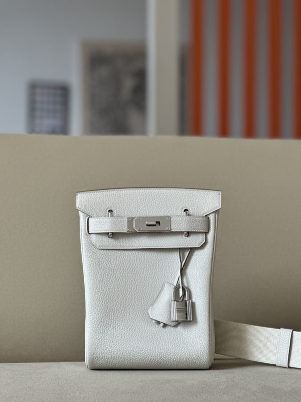 Birkin Hac a Dos PM Backpack Togo Gris Pale (M4) Palladium Hardware