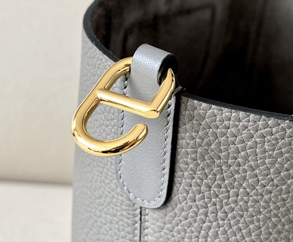 Hermes In-The-Loop 18 Swift Etain (8F) Gold Hardware - Image 8