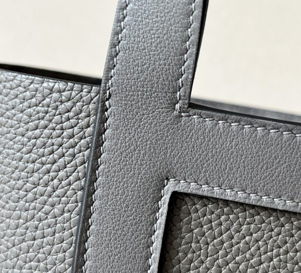 Hermes In-The-Loop 18 Swift Etain (8F) Gold Hardware - Image 7