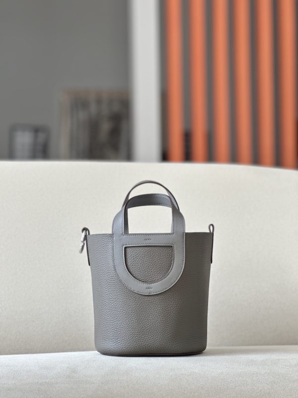 Hermes In-The-Loop 18 Swift Etain (8F) Palladium Hardware