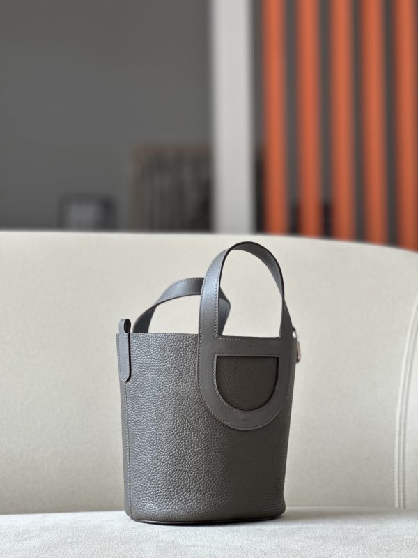 Hermes In-The-Loop 18 Swift Etain (8F) Palladium Hardware - Image 3